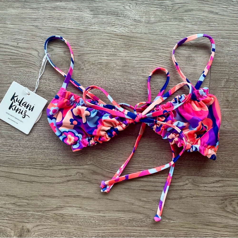 NWT Kulani Kinis Ruched Bralette Bikini Top in Tipsy Dip